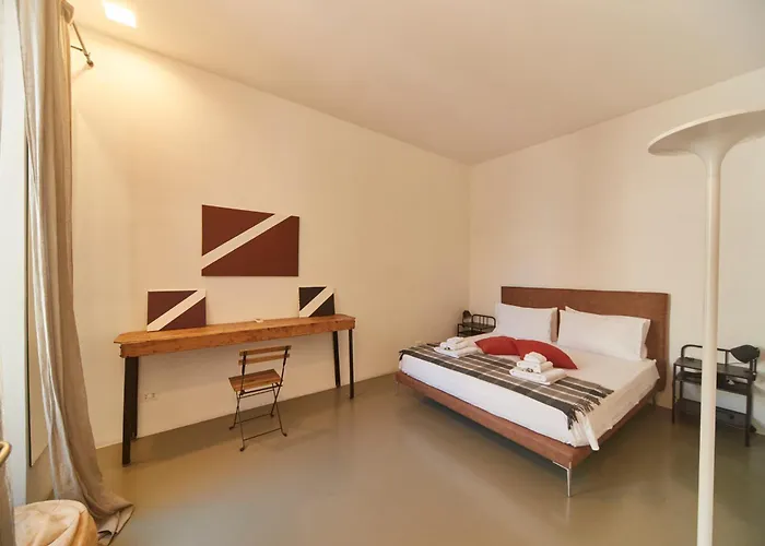 Stazione Termini 300 Mq Con 4 Vista E Idromassaggio * Рим
